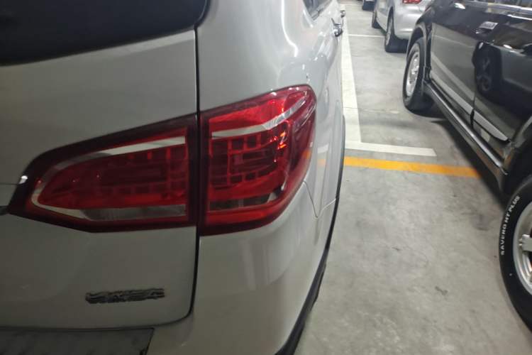 Used Haval H6 2017 Red-Label Sport Edition 1.5T Manual Two-Wheel Drive Elite Model Right Rear Taillight