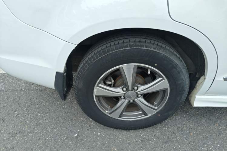 Used Haval H6 2017 Classic Edition 1.5T Automatic Two-Wheel Drive Elite Model Right Rear Wheel Hub