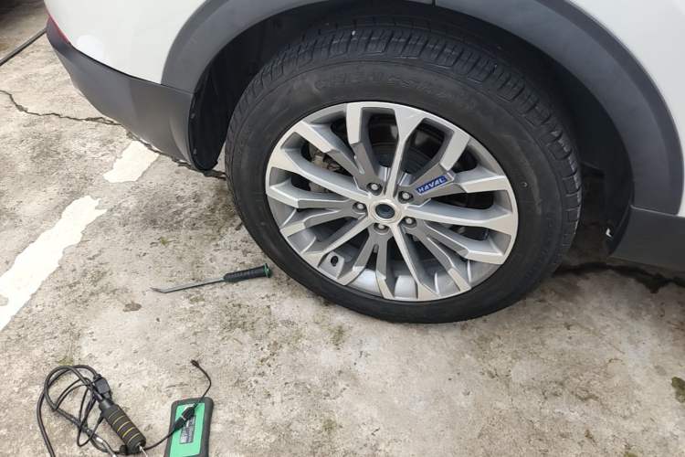 Used Haval H6 2017 Blue Label 2.0T Automatic Two-Wheel Drive Smart Edition Right Rear Wheel Hub