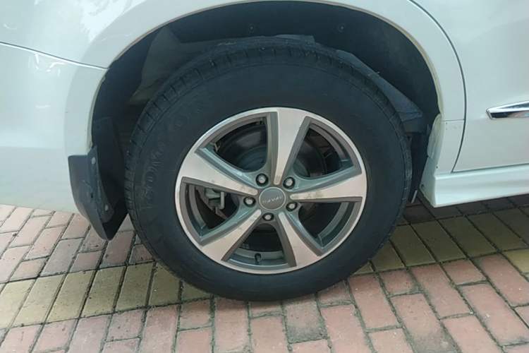 Used Haval H6 2017 Classic Edition 1.5T Automatic Two-Wheel Drive Urban Model Right Rear Wheel Hub