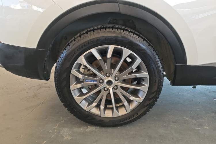 Used Haval H6 2017 Blue Label 1.5T Automatic Two-Wheel Drive ZhiShang Model Right Rear Wheel Hub