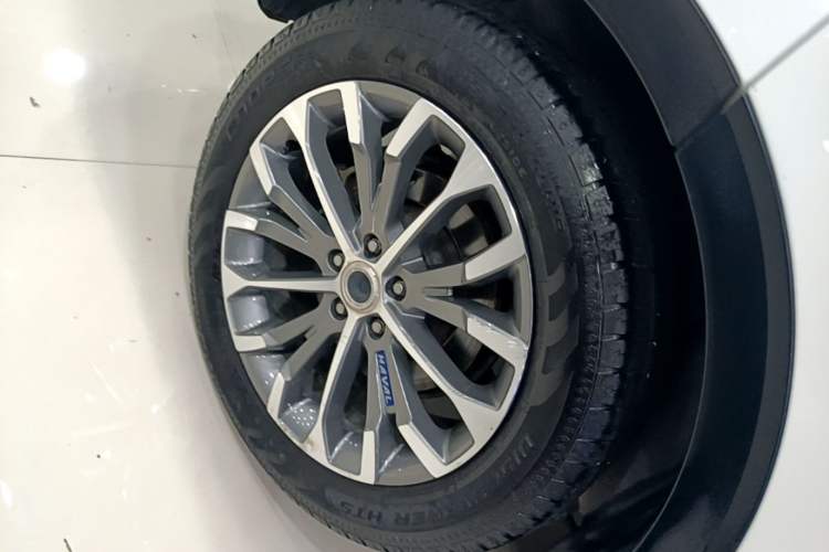 Used Haval H6 2017 Blue Label 2.0T Automatic Two-Wheel Drive Smart Edition Right Rear Wheel Hub