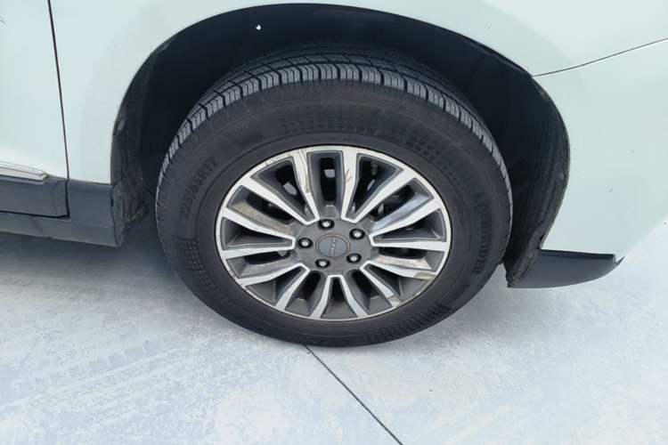 Used Haval H6 2017 Blue Label Sport Edition 1.5T Automatic Two-Wheel Drive Luxury Model Right Rear Wheel Hub