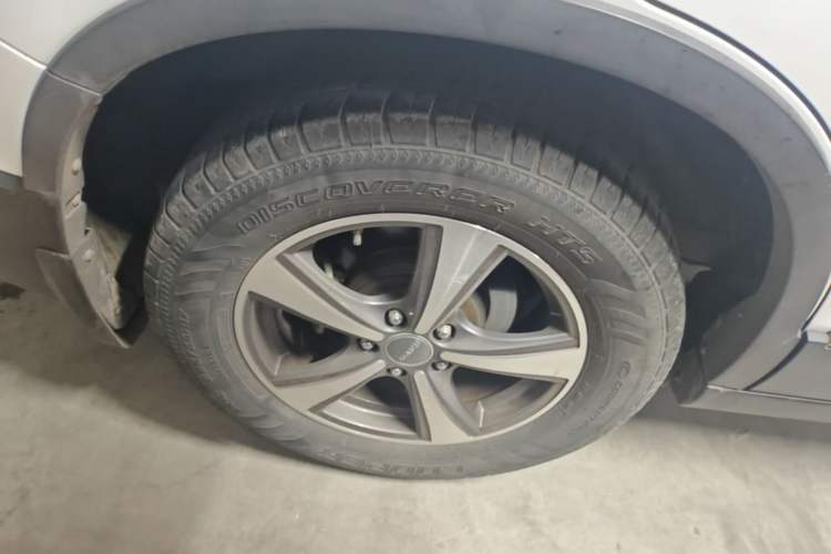 Used Haval H6 2017 Red-Label Sport Edition 1.5T Manual Two-Wheel Drive Elite Model Right Rear Wheel Hub