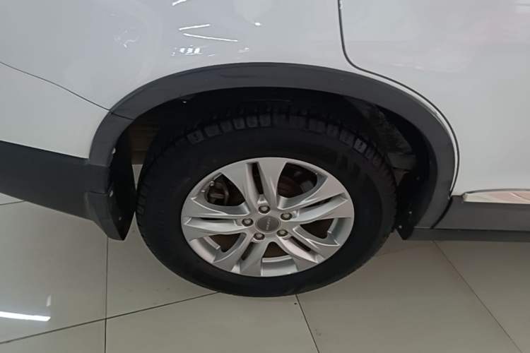 Used Haval H6 2017 Red-Label Sport Edition 1.5T Manual Two-Wheel Drive Elite Model Right Rear Wheel Hub