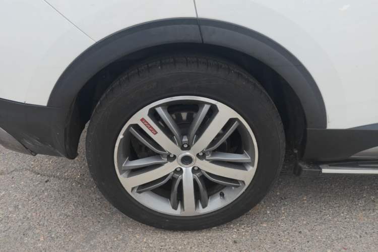 Used Haval H6 2017 Red Label 2.0T Automatic Two-Wheel Drive ZhiShang Model Right Rear Wheel Hub