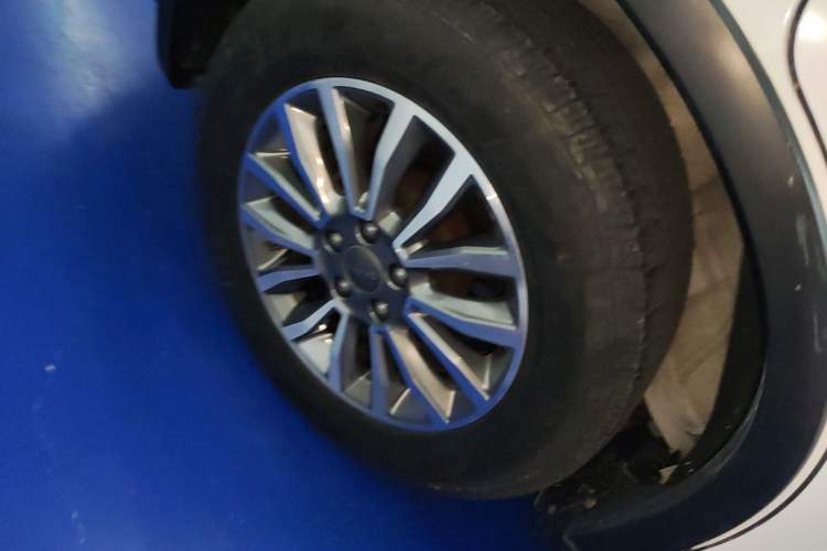 Used Haval H6 2017 Red-Label Sport Edition 1.5T Automatic Two-Wheel Drive Luxury Model Right Rear Wheel Hub