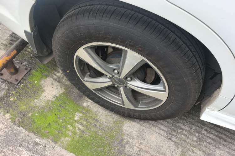 Used Haval H6 2017 Classic Edition 1.5T Automatic Two-Wheel Drive Urban Model Right Rear Wheel Hub