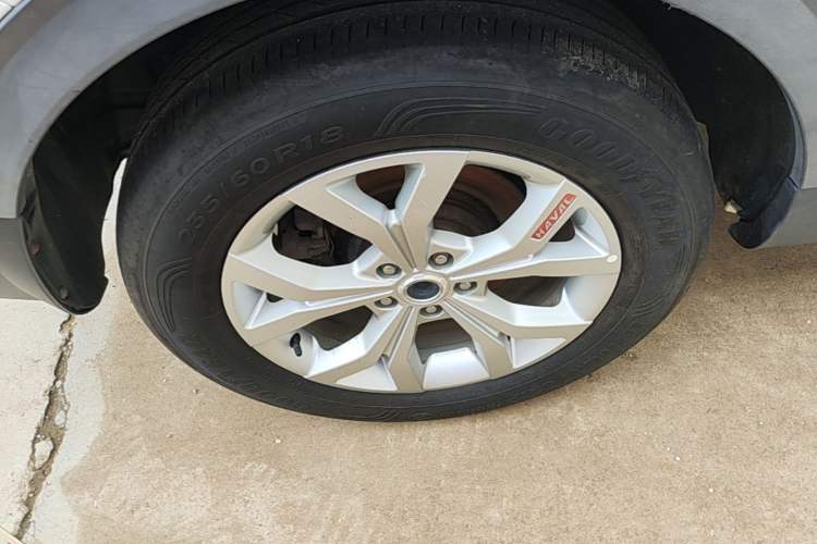Used Haval H6 2017 Red-Label 1.3T Automatic Two-Wheel Drive Fashion Edition Right Rear Wheel Hub