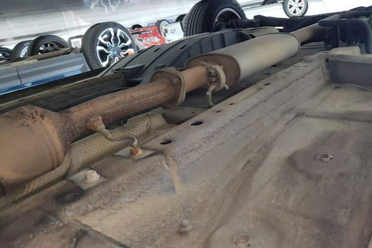 Used Haval H6 2017 Blue Label 2.0T Automatic Two-Wheel Drive Smart Edition Right Side Sill