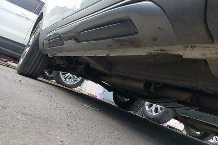 Used Haval H6 2017 Red-Label 1.3T Automatic Two-Wheel Drive ZhiShang Model Right Side Sill