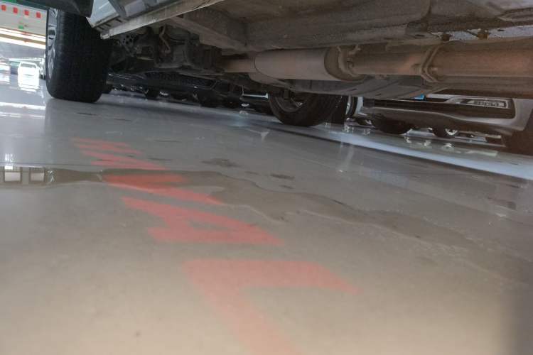 Used Haval H6 2017 Blue Label 1.3T Automatic Two-Wheel Drive ZhiShang Model Right Side Sill