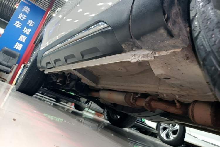 Used Haval H6 2017 Blue Label 2.0T Automatic Two-Wheel Drive Smart Edition Right Side Sill