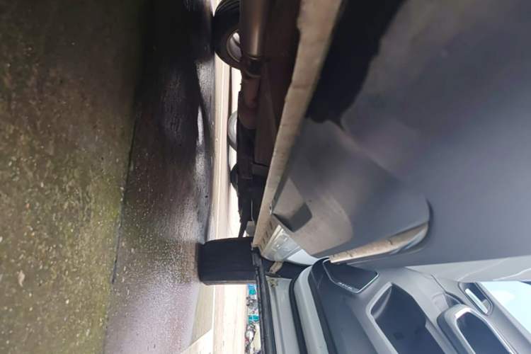 Used Haval H6 2017 Blue Label 2.0T Automatic Two-Wheel Drive Smart Edition Right Side Sill