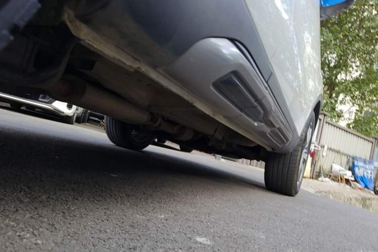 Used Haval H6 2017 Red Label 2.0T Automatic Two-Wheel Drive ZhiShang Model Right Side Sill
