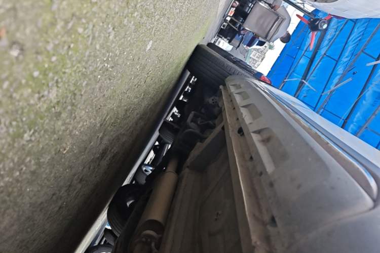 Used Haval H6 2017 Blue Label 1.5T Automatic Two-Wheel Drive ZhiShang Model Right Side Sill