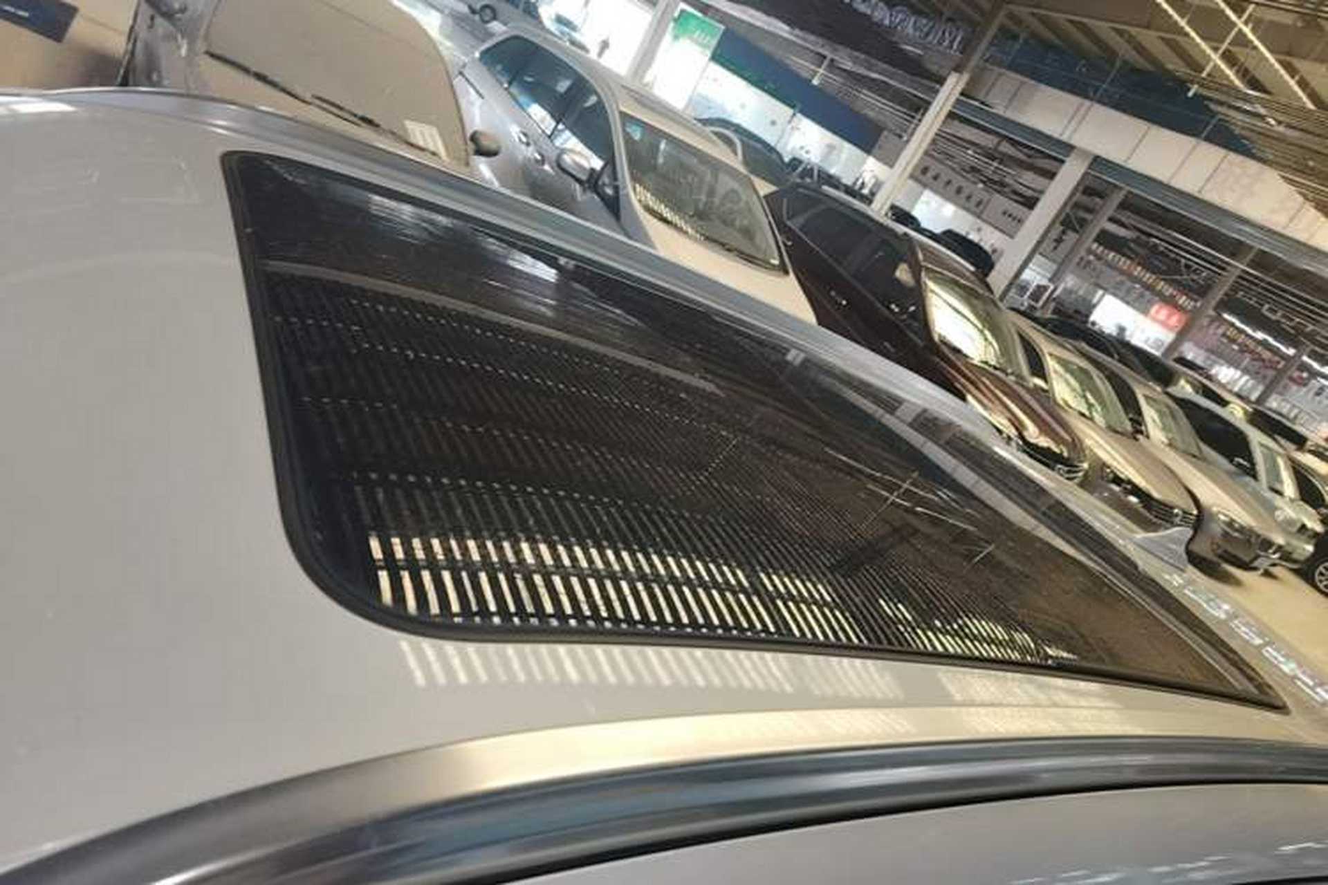 Used Haval H6 2017 Red Label 2.0T Automatic Two-Wheel Drive ZhiShang Model Roof