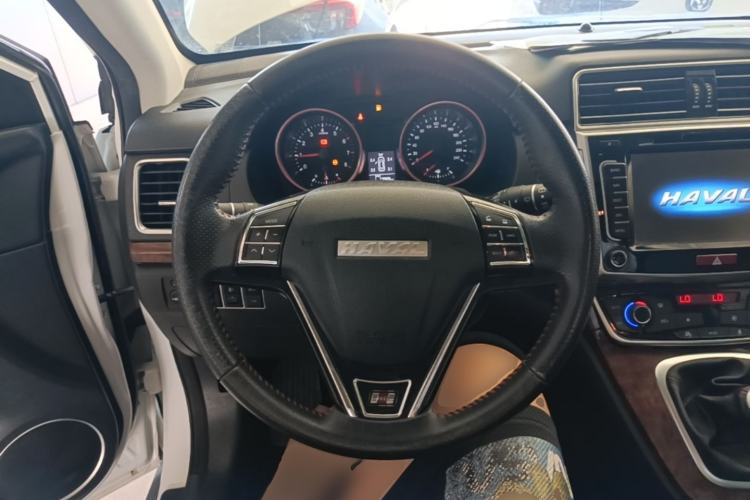 Used Haval H6 2017 Red-Label Sport Edition 1.5T Manual Two-Wheel Drive Elite Model Steering Wheel