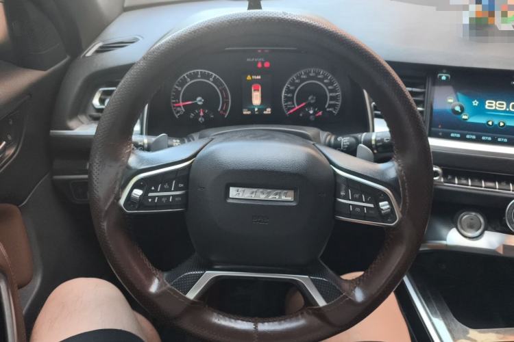Used Haval H6 2017 Red Label 2.0T Automatic Two-Wheel Drive ZhiShang Model Steering Wheel