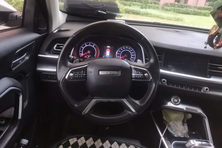 Used Haval H6 2017 Blue Label 2.0T Automatic Two-Wheel Drive Smart Edition Steering Wheel