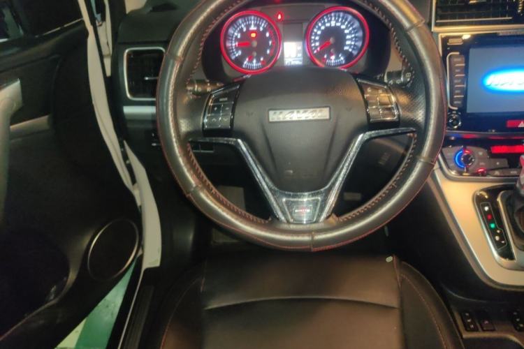 Used Haval H6 2017 Red-Label Sport Edition 1.5T Automatic Two-Wheel Drive Luxury Model Steering Wheel