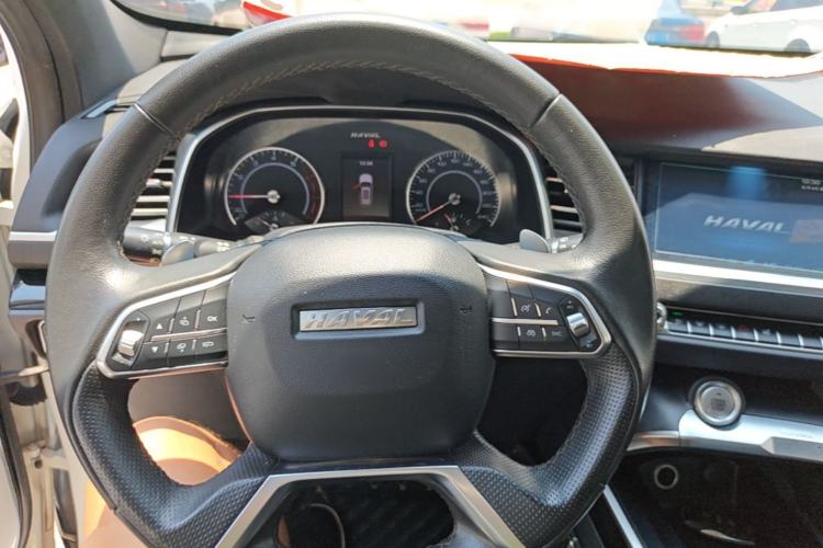 Used Haval H6 2017 Blue Label 2.0T Automatic Two-Wheel Drive Smart Edition Steering Wheel