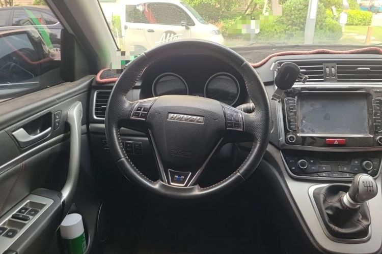Used Haval H6 2017 Blue Label Sport Edition 1.5T Manual Two-Wheel Drive Elite Model Steering Wheel
