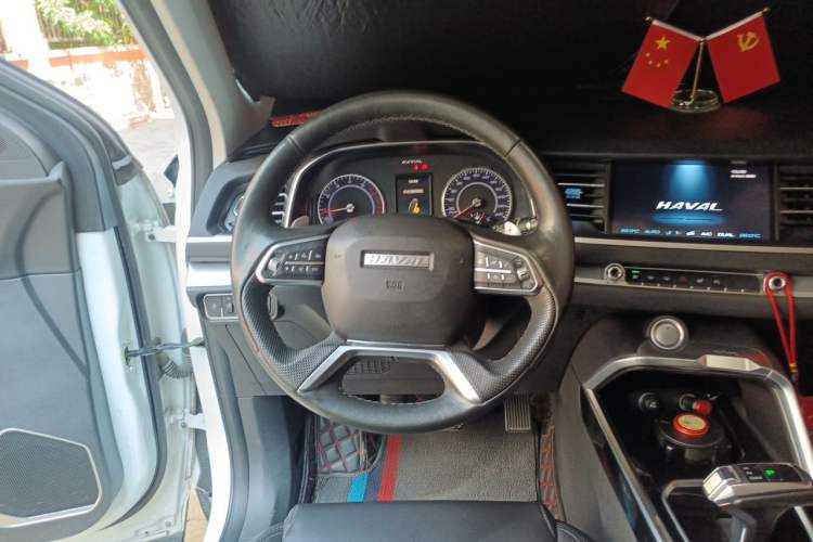 Used Haval H6 2017 Red Label 2.0T Automatic Two-Wheel Drive ZhiShang Model Steering Wheel
