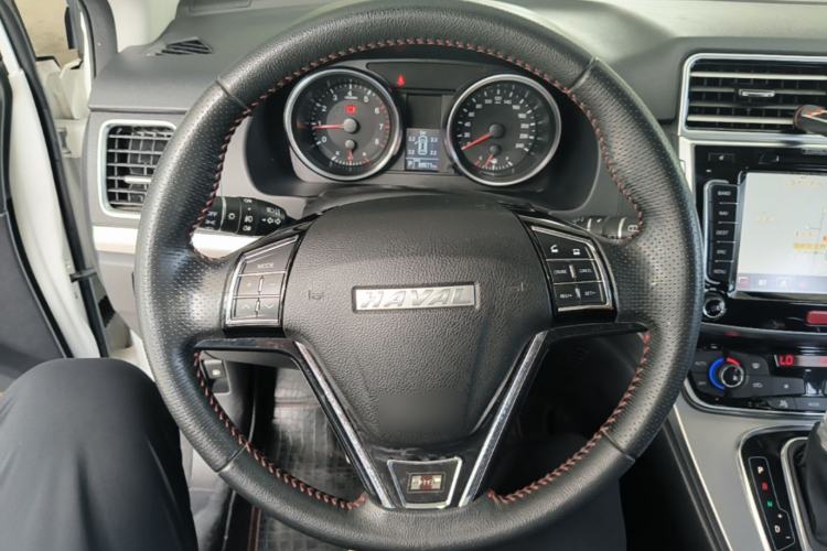 Used Haval H6 2017 Red-Label Sport Edition 1.5T Automatic Two-Wheel Drive Luxury Model Steering Wheel