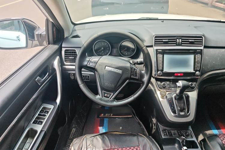 Used Haval H6 2017 Red-Label Sport Edition 1.5T Automatic Two-Wheel Drive Luxury Model Steering Wheel