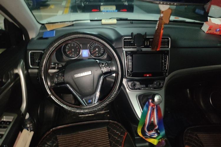 Used Haval H6 2017 Blue Label Sport Edition 1.5T Manual Two-Wheel Drive Elite Model Steering Wheel