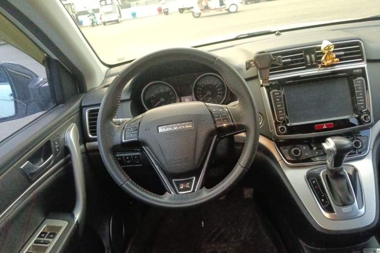 Used Haval H6 2017 Red-Label Sport Edition 1.5T Automatic Two-Wheel Drive Luxury Model Steering Wheel