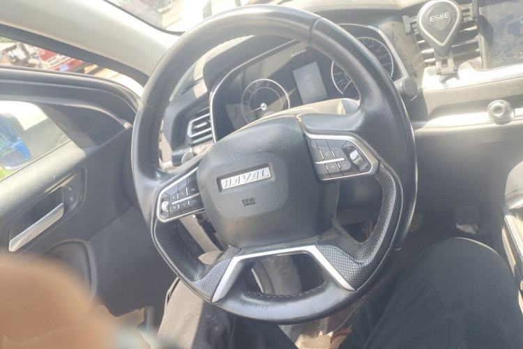 Used Haval H6 2017 Blue Label 2.0T Automatic Two-Wheel Drive Smart Edition Steering Wheel
