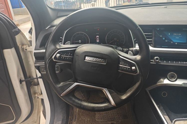 Used Haval H6 2017 Red Label 2.0T Automatic Two-Wheel Drive ZhiShang Model Steering Wheel