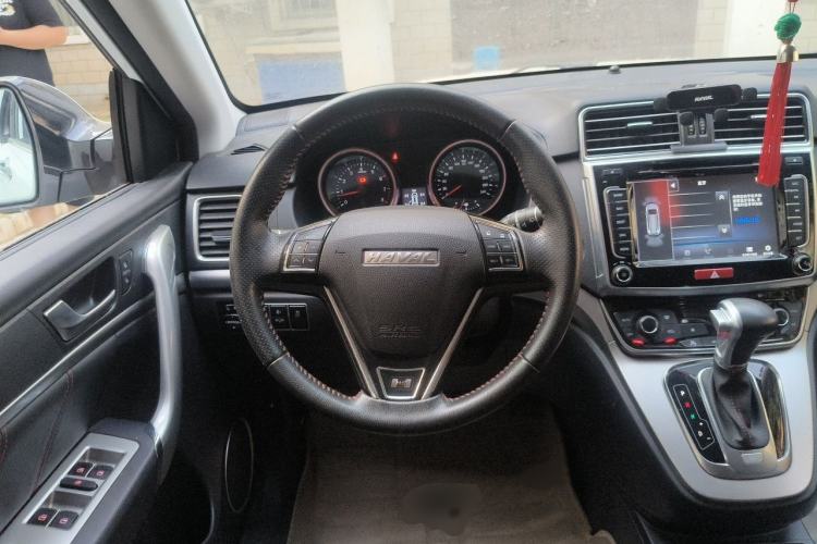 Used Haval H6 2017 Red-Label Sport Edition 1.5T Automatic Two-Wheel Drive Luxury Model Steering Wheel