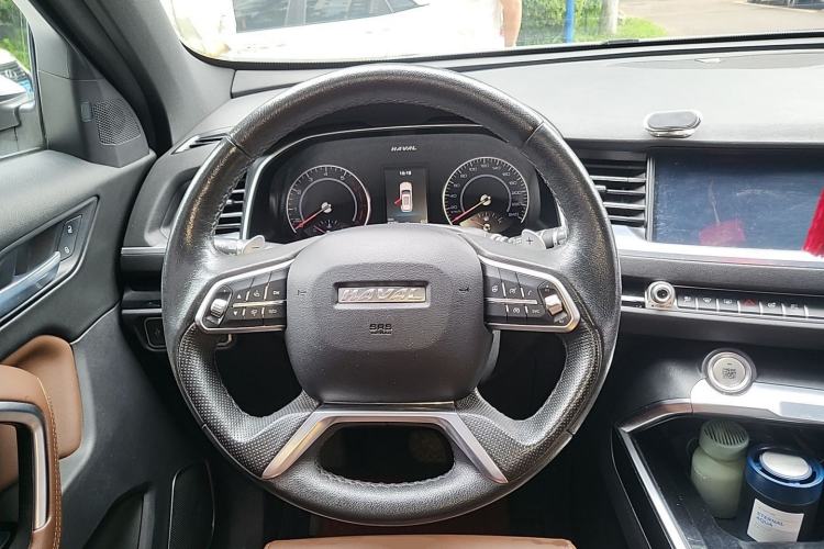Used Haval H6 2017 Red Label 2.0T Automatic Two-Wheel Drive ZhiShang Model Steering Wheel