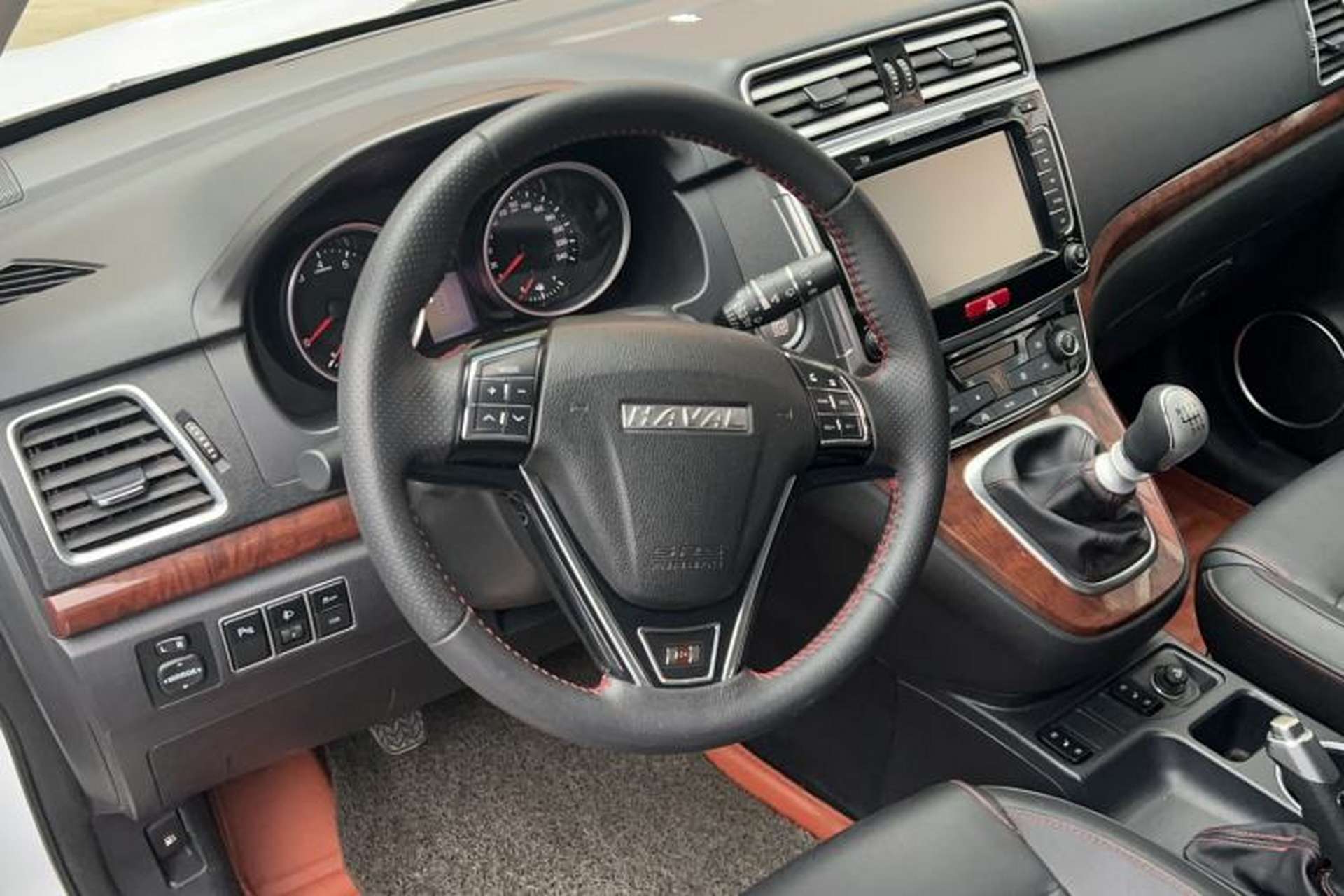 Used Haval H6 2017 Red-Label Sport Edition 1.5T Manual Two-Wheel Drive Elite Model Steering Wheel
