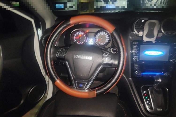 Used Haval H6 2017 Classic Edition 1.5T Automatic Two-Wheel Drive Elite Model Steering Wheel