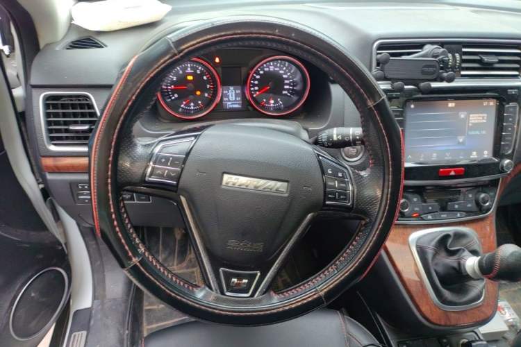 Used Haval H6 2017 Red-Label Sport Edition 1.5T Manual Two-Wheel Drive Elite Model Steering Wheel