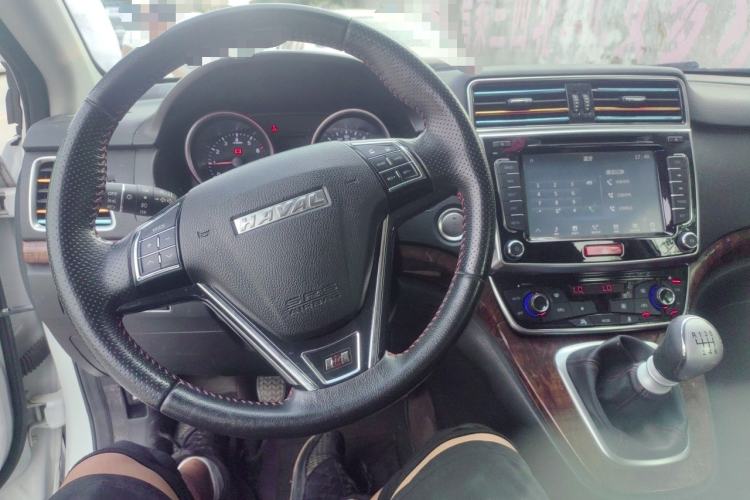 Used Haval H6 2017 Red-Label Sport Edition 1.5T Manual Two-Wheel Drive Elite Model Steering Wheel