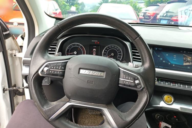Used Haval H6 2017 Blue Label 2.0T Automatic Two-Wheel Drive Smart Edition Steering Wheel