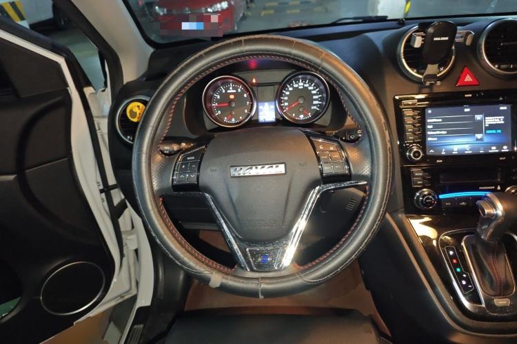 Used Haval H6 2017 Classic Edition 1.5T Automatic Two-Wheel Drive Elite Model Steering Wheel