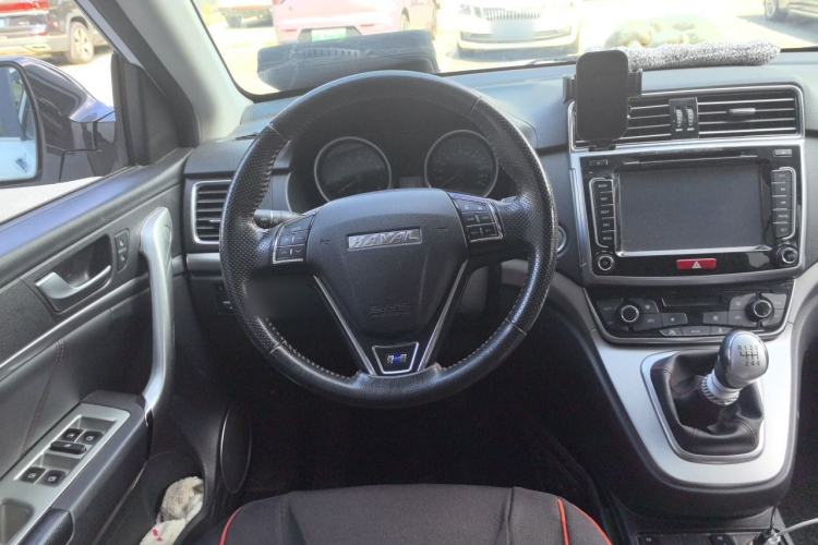 Used Haval H6 2017 Blue Label Sport Edition 1.5T Manual 4x4 Elite Model Steering Wheel