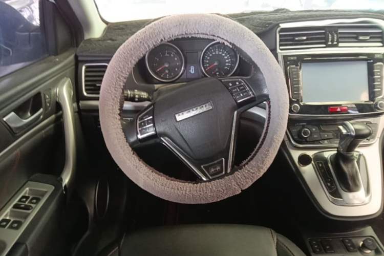 Used Haval H6 2017 Red-Label Sport Edition 1.5T Automatic Two-Wheel Drive Luxury Model Steering Wheel