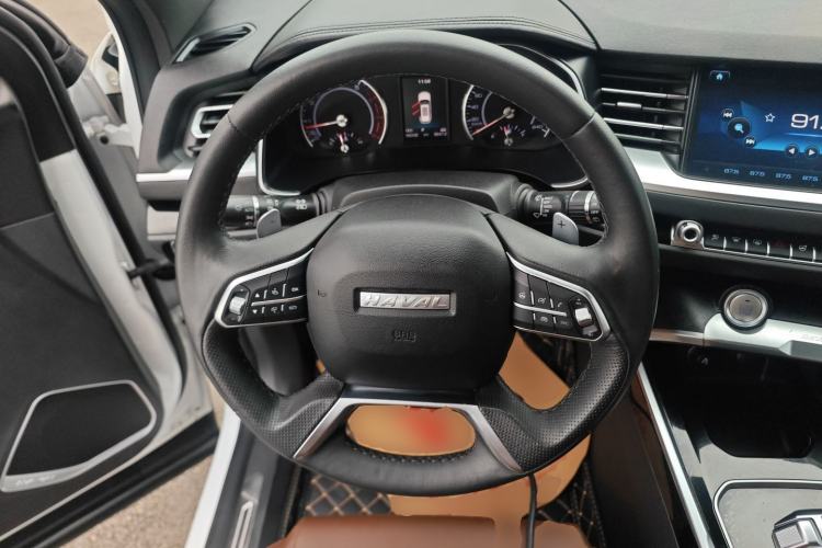 Used Haval H6 2017 Red Label 2.0T Automatic Two-Wheel Drive ZhiShang Model Steering Wheel