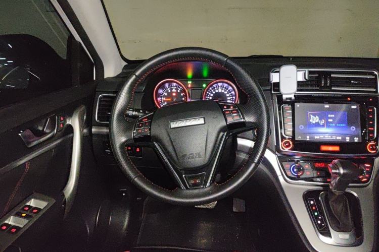 Used Haval H6 2017 Red-Label Sport Edition 1.5T Automatic Two-Wheel Drive Luxury Model Steering Wheel