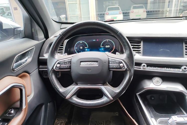 Used Haval H6 2017 Red Label 2.0T Automatic Two-Wheel Drive ZhiShang Model Steering Wheel