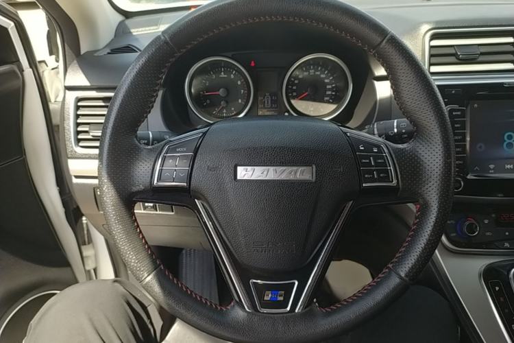 Used Haval H6 2017 Blue Label Sport Edition 1.5T Automatic Two-Wheel Drive Luxury Model Steering Wheel