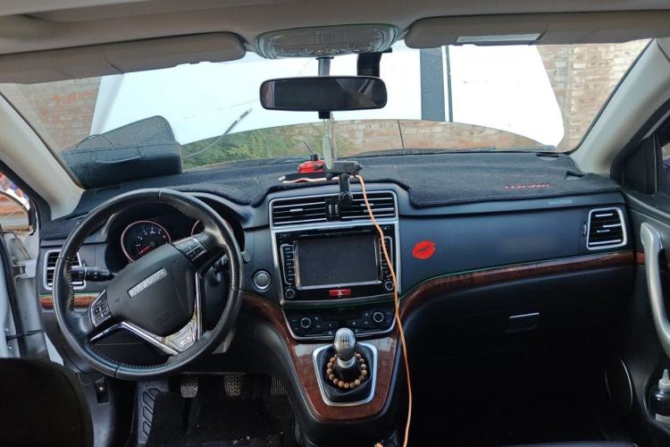 Used Haval H6 2017 Red-Label Sport Edition 1.5T Manual Two-Wheel Drive Elite Model Steering Wheel