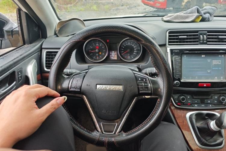 Used Haval H6 2017 Red-Label Sport Edition 1.5T Manual Two-Wheel Drive Elite Model Steering Wheel